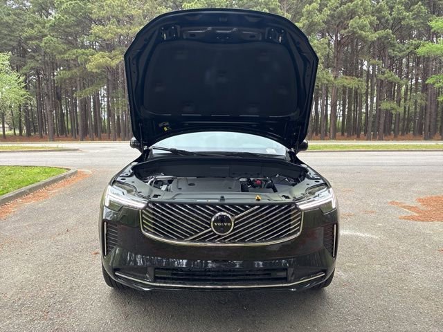 New 2026 Volvo XC90 B6 Plus w/ Protection Package Premier AWD/4WD image 21