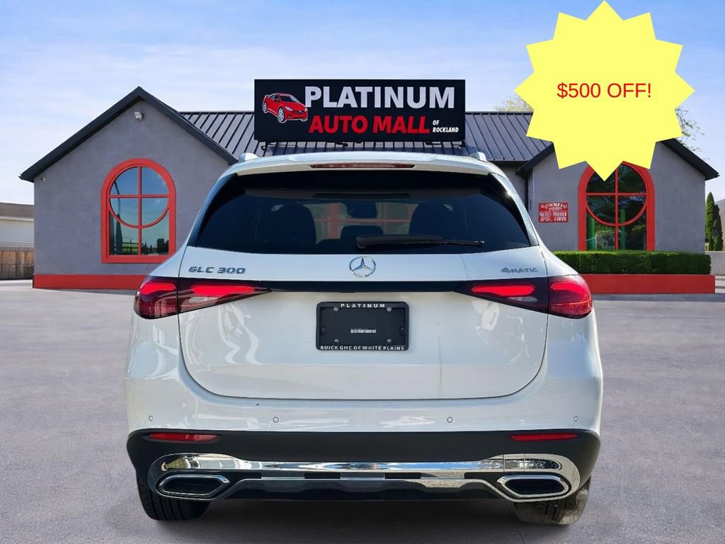 Used 2024 Mercedes-Benz GLC 300 4MATIC image 4