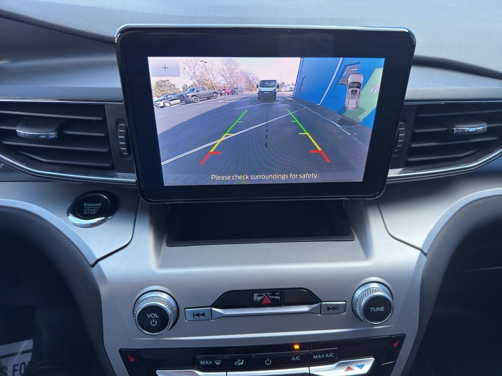 Used 2022 Ford Explorer XLT w/ Equipment Group 202A image 42