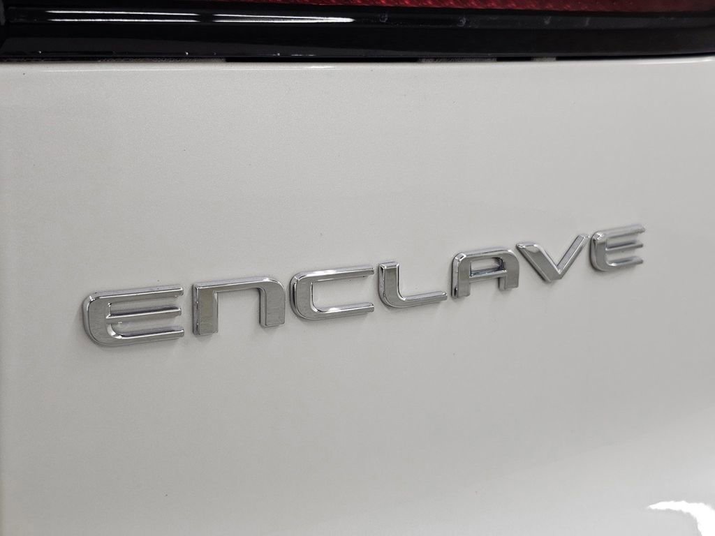 Used 2025 Buick Enclave Sport Touring FWD image 33