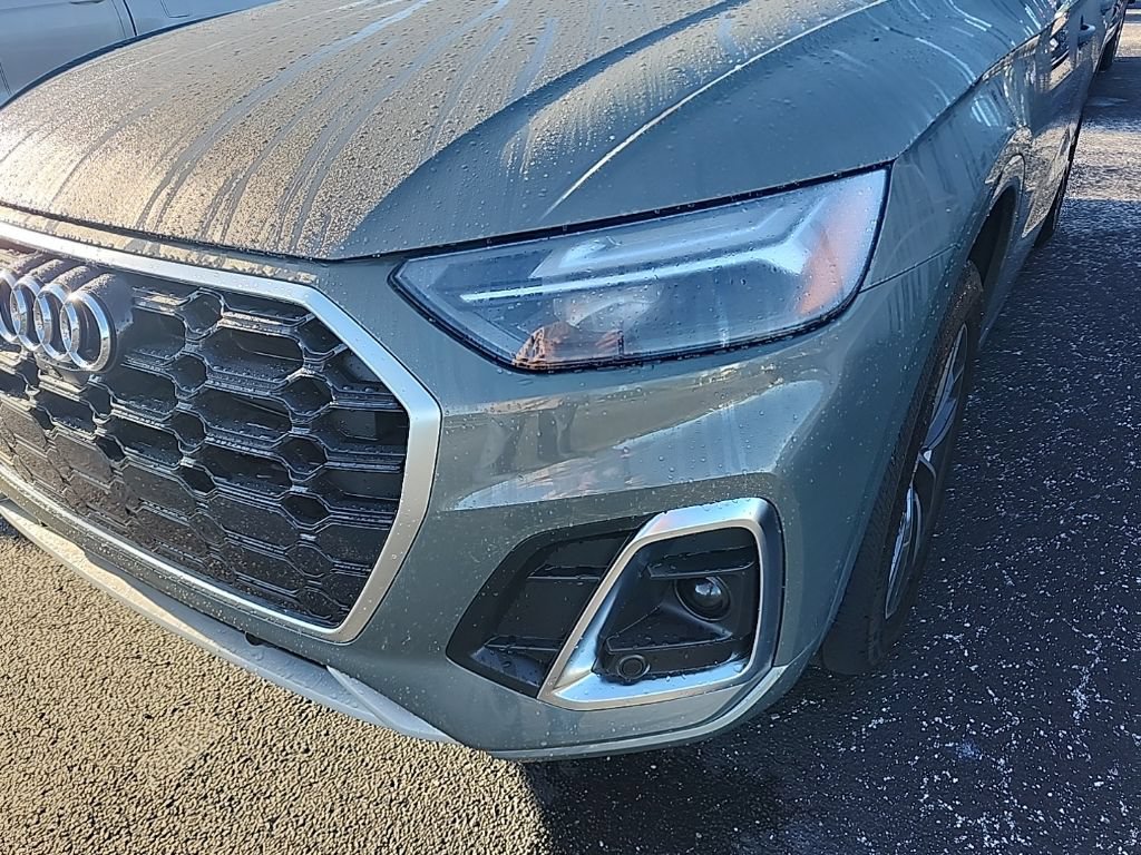 Used 2023 Audi Q5 2.0T Premium Plus w/ Premium Plus Package AWD/4WD image 9
