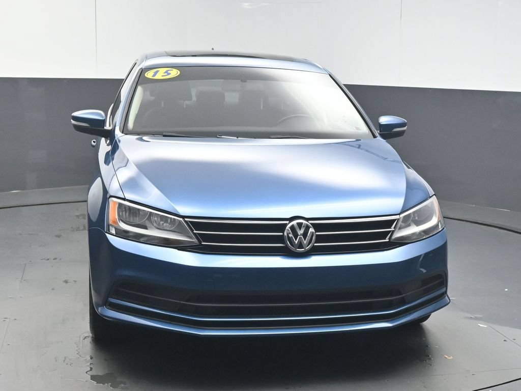 Used 2015 Volkswagen Jetta SE FWD image 3