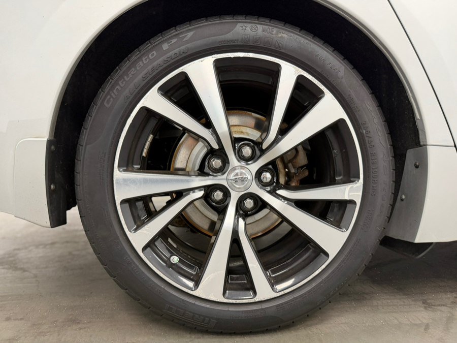 Used 2017 Nissan Maxima 3.5 SL FWD image 69