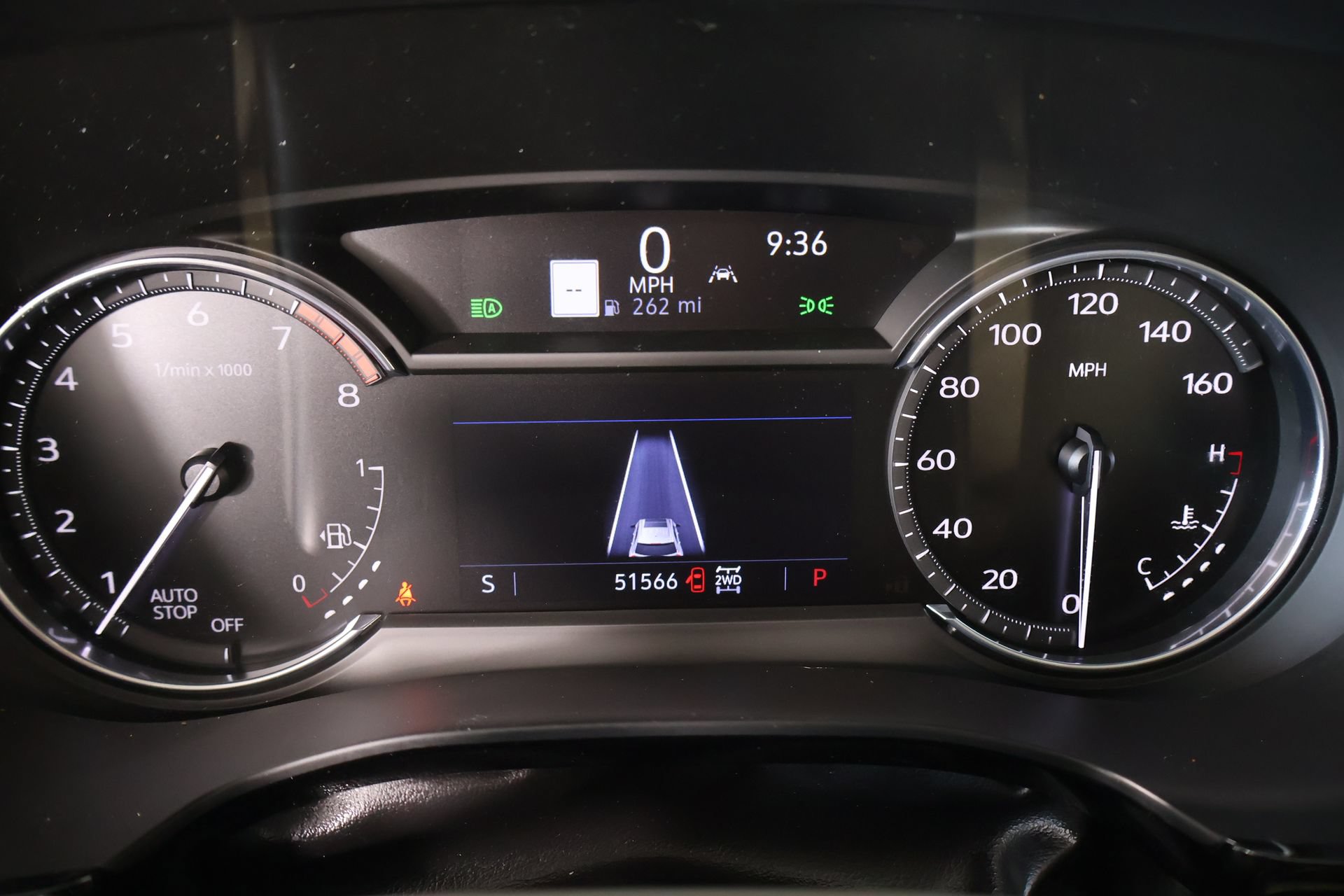 Used 2022 Cadillac XT6 Premium Luxury w/ LPO, Floor Liner Package AWD/4WD image 4