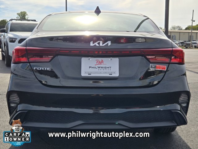 Used 2024 Kia Forte LXS FWD image 4