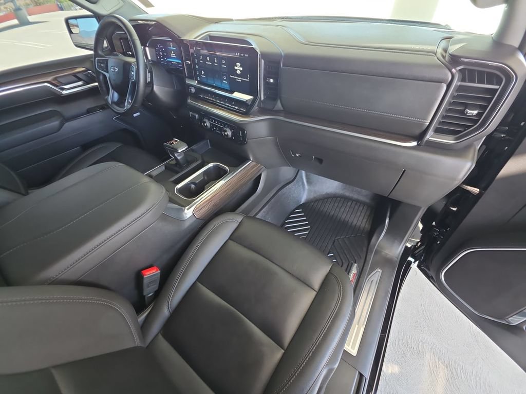 Used 2025 Chevrolet Silverado 1500 RST w/ All Star Edition Plus AWD/4WD image 30