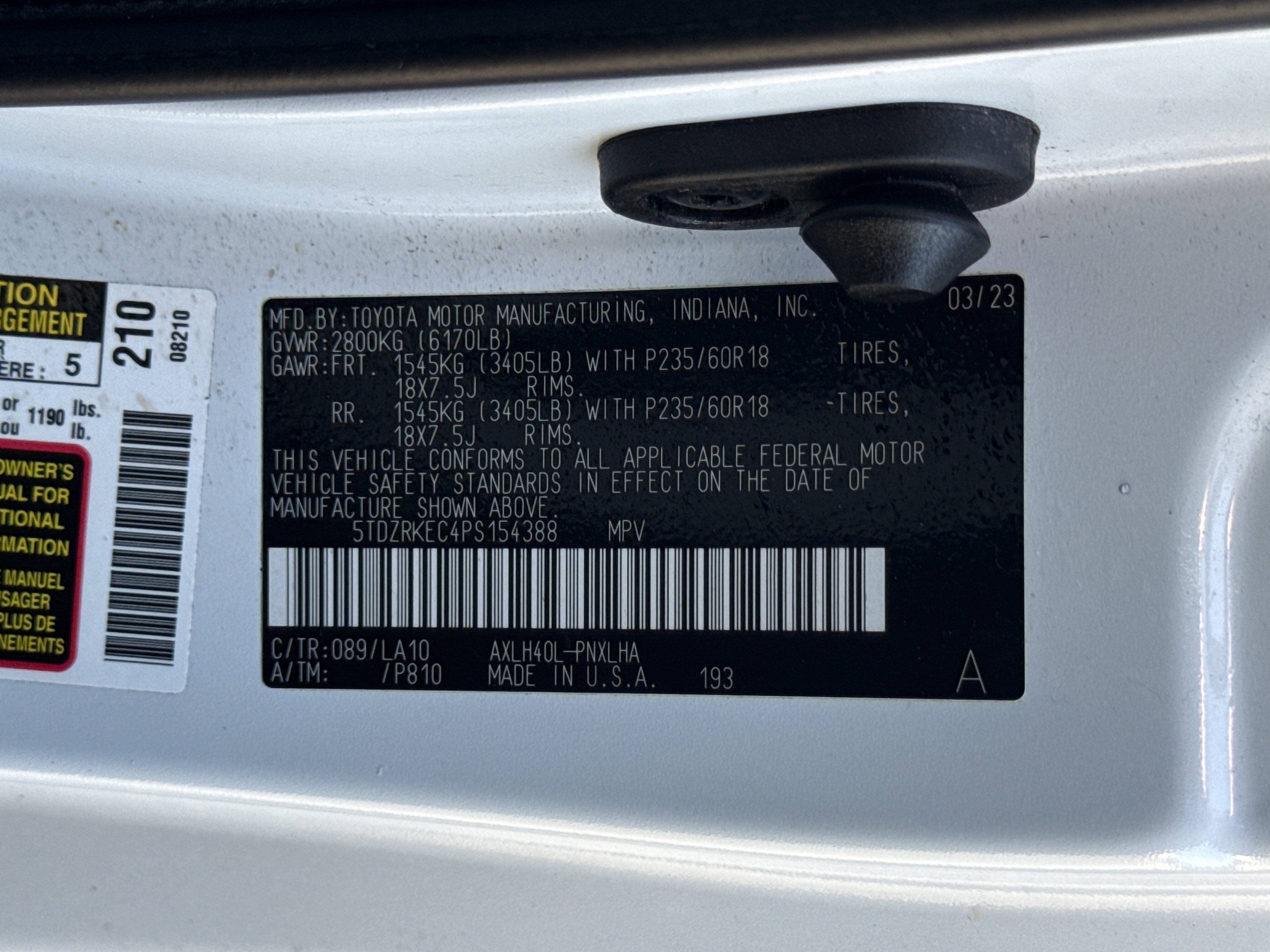 Used 2023 Toyota Sienna Limited FWD image 37