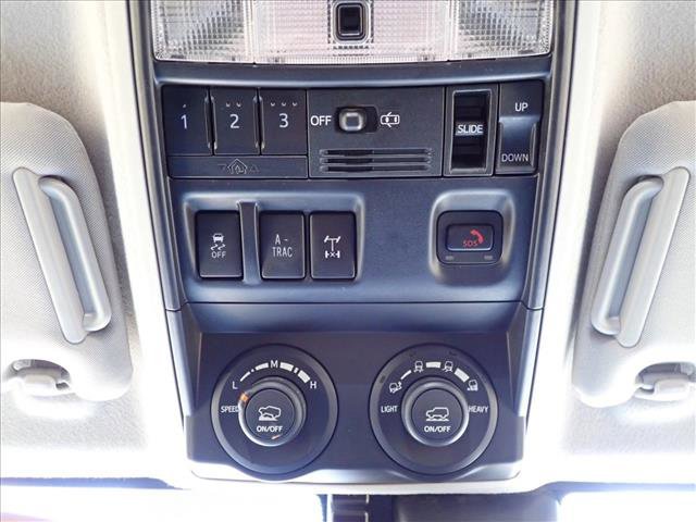 Used 2020 Toyota 4Runner TRD Pro AWD/4WD image 25