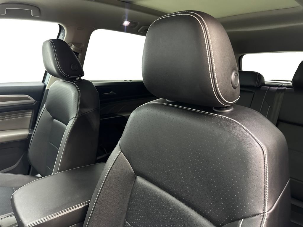 Used 2023 Volkswagen Atlas SEL AWD/4WD image 28