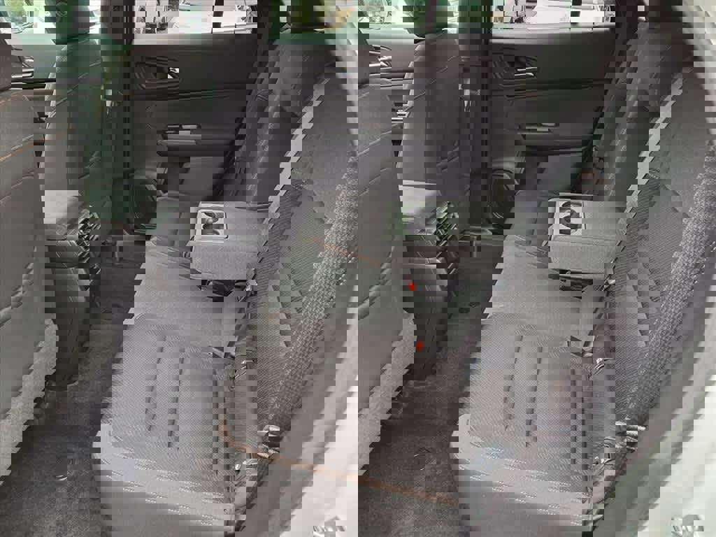 Used 2024 Honda Prologue EX image 9