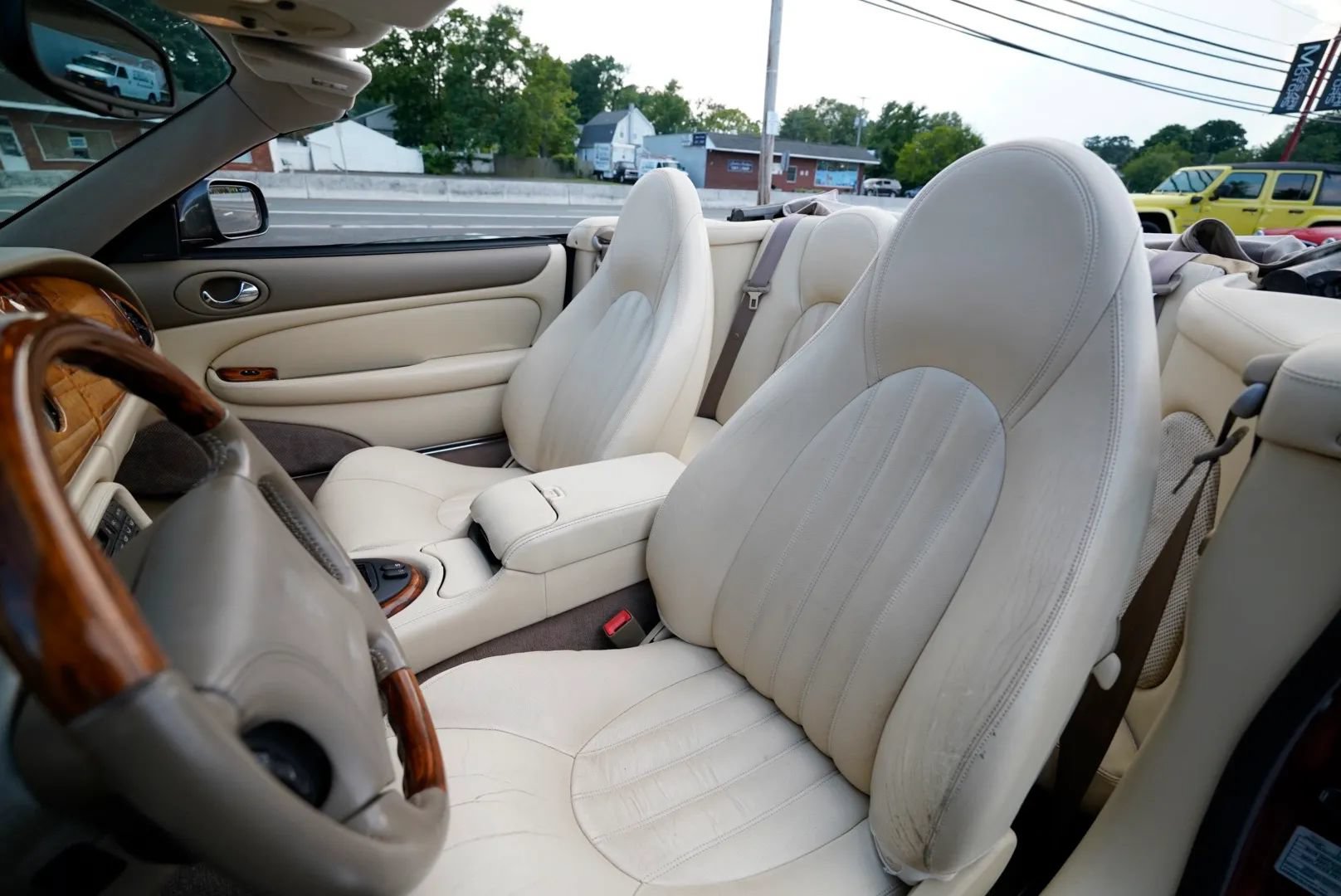Used 1997 Jaguar XK8 Convertible RWD image 31
