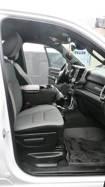 Used 2023 RAM 1500 Big Horn AWD/4WD image 18