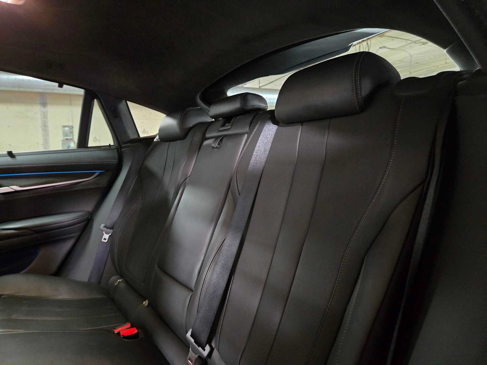 Used 2018 BMW X6 M AWD/4WD image 17