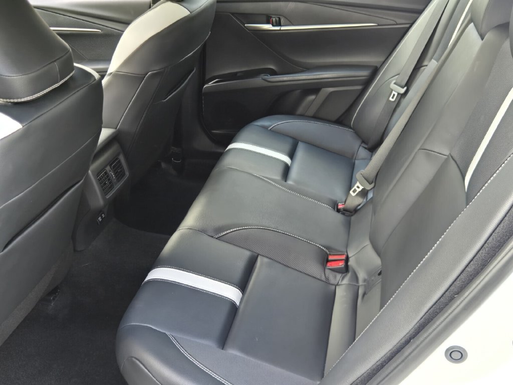 Used 2025 Toyota Camry SE w/ Multimedia Upgrade Package FWD image 11