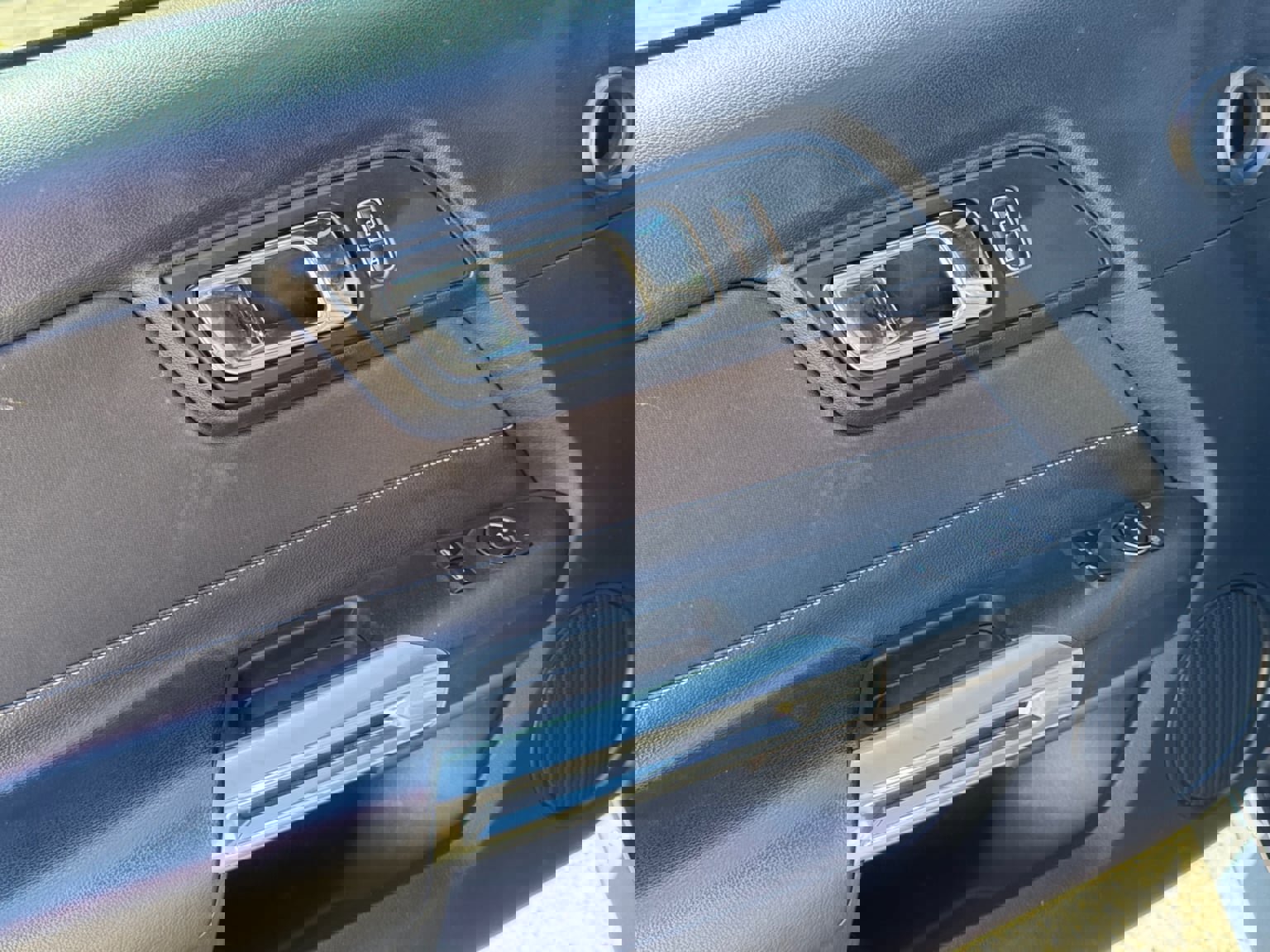 Used 2017 Ford Mustang Coupe image 11