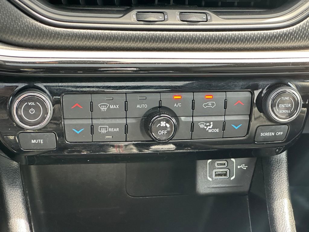 Used 2022 Jeep Compass Trailhawk w/ Trailhawk Elite Group image 15