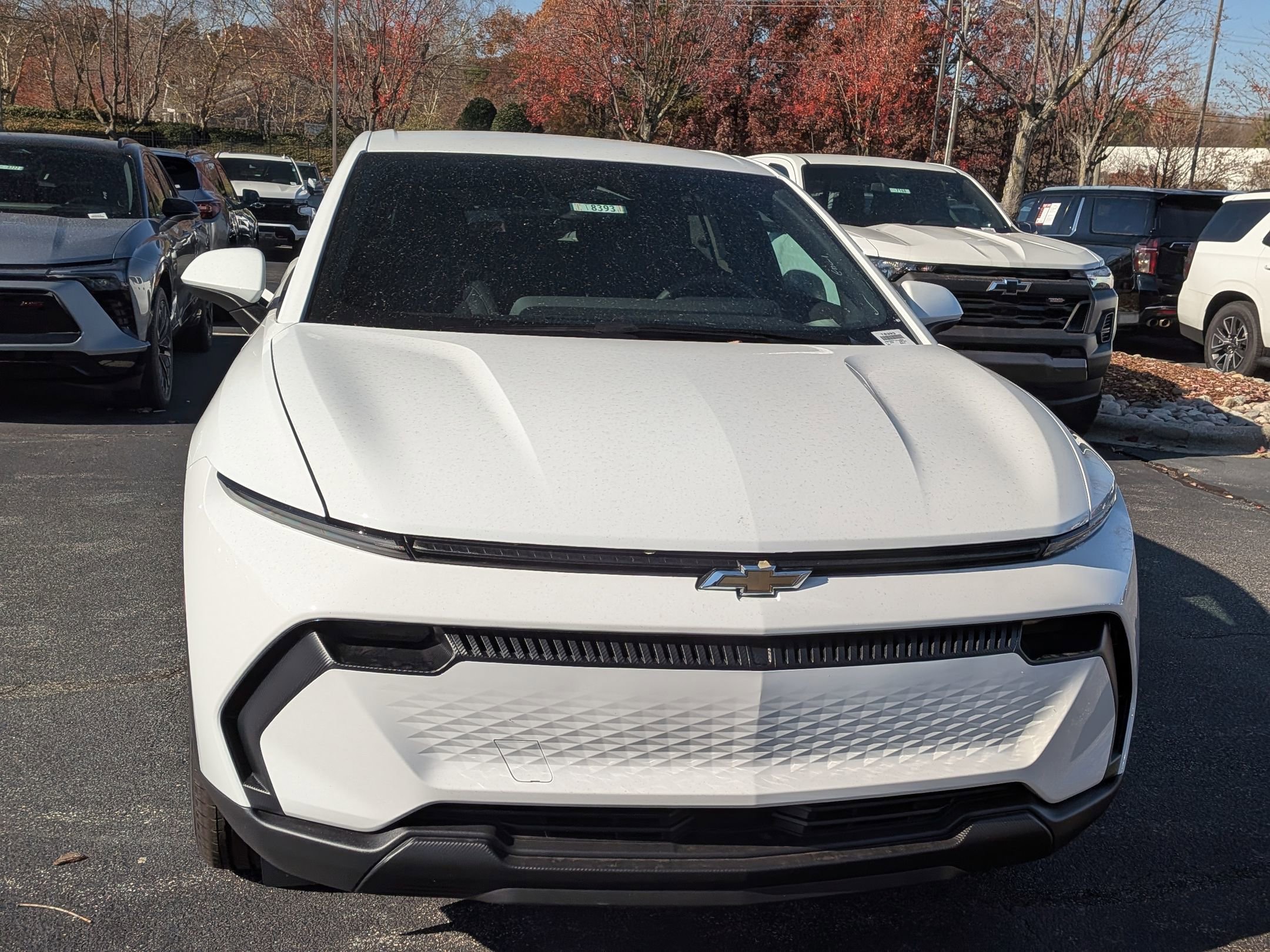 New 2026 Chevrolet Equinox EV LT image 3