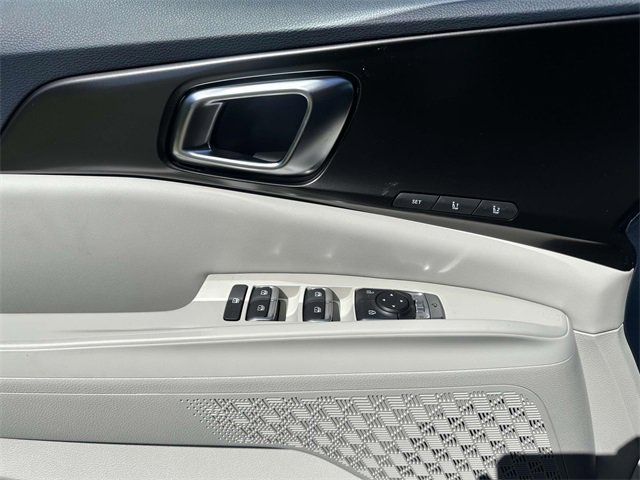 New 2026 Kia Carnival SX image 7
