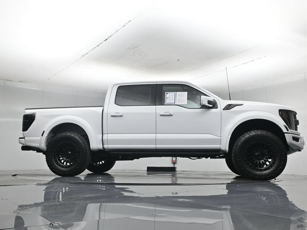 Used 2022 Ford F150 Raptor w/ Equipment Group 801A High AWD/4WD image 57