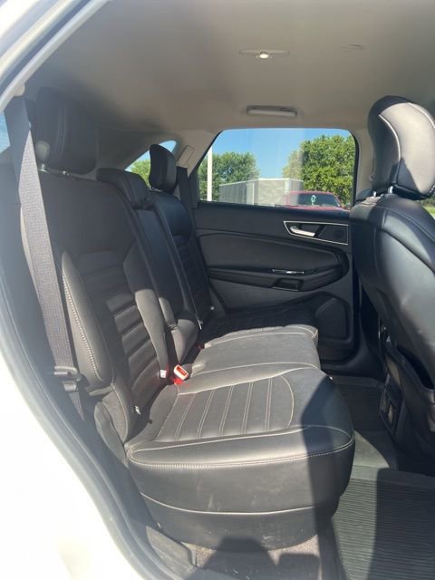 Used 2019 Ford Edge SEL w/ Equipment Group 201A image 11