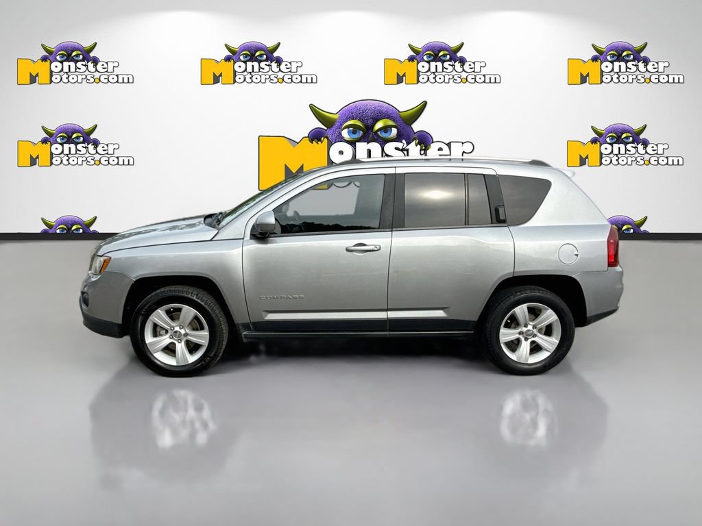 Used 2014 Jeep Compass Latitude FWD image 8
