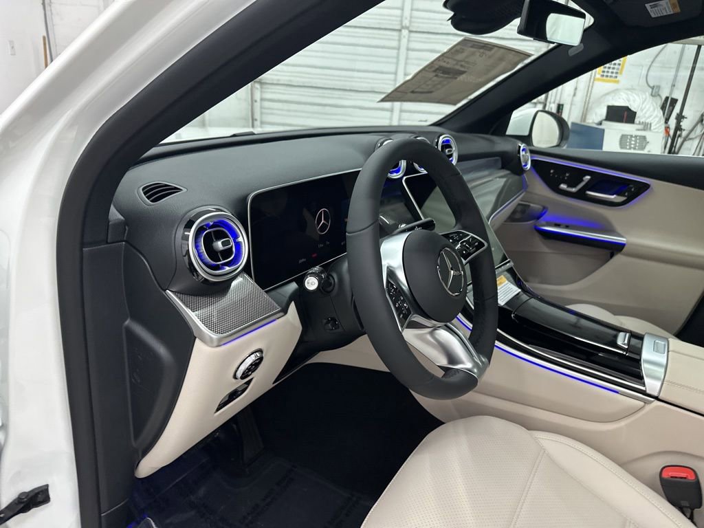 New 2026 Mercedes-Benz GLC 300 image 9