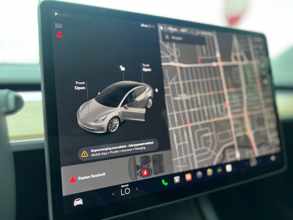 Used 2022 Tesla Model 3 image 16