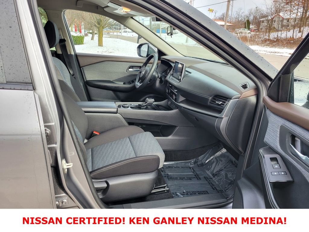Certified 2023 Nissan Rogue SV image 48