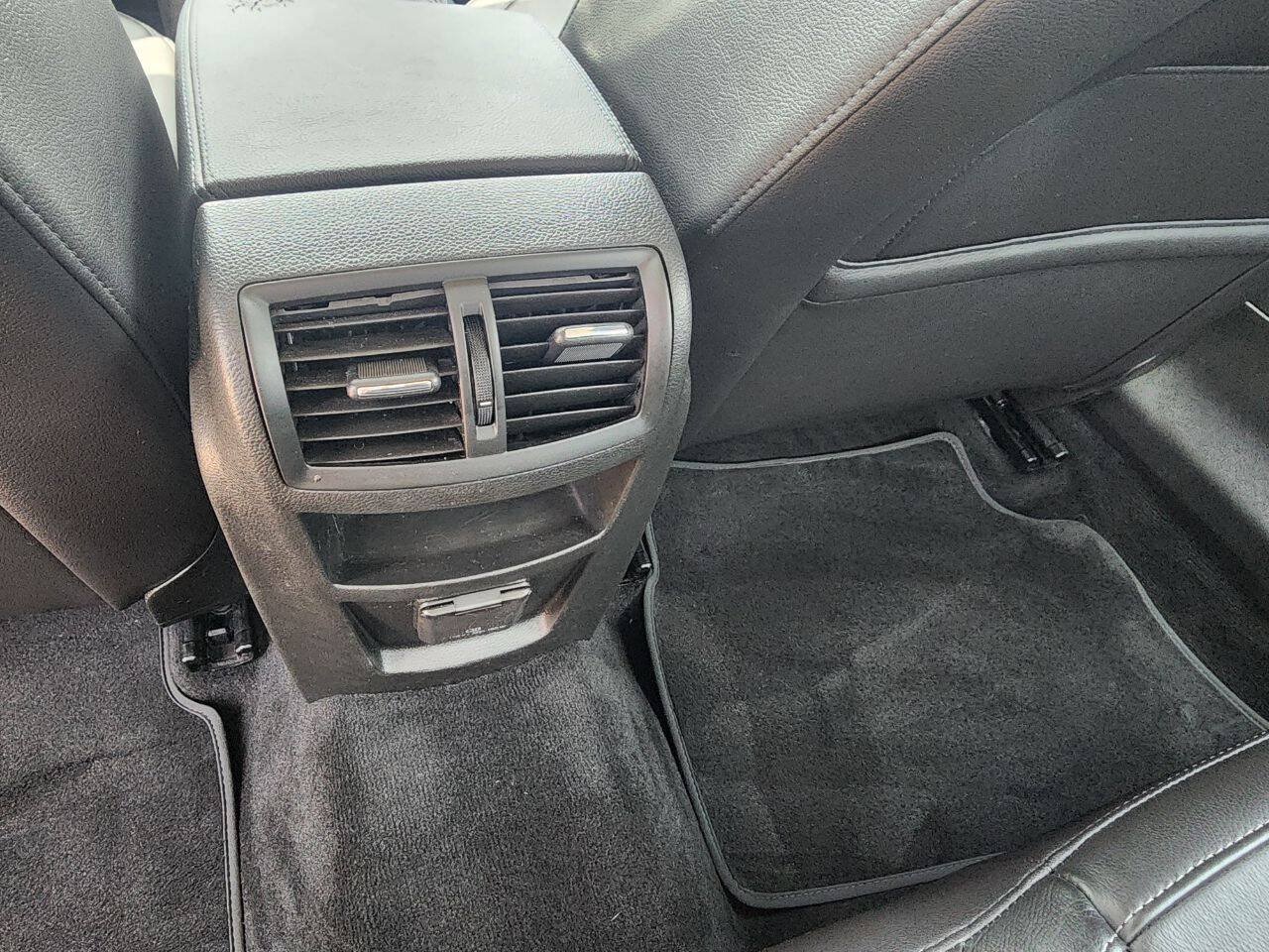 Used 2011 Buick Regal CXL w/ RL6 Preferred Equipment Group FWD image 36