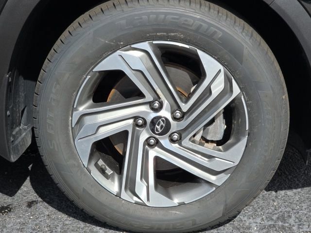 Certified 2023 Hyundai Santa Fe SEL image 25