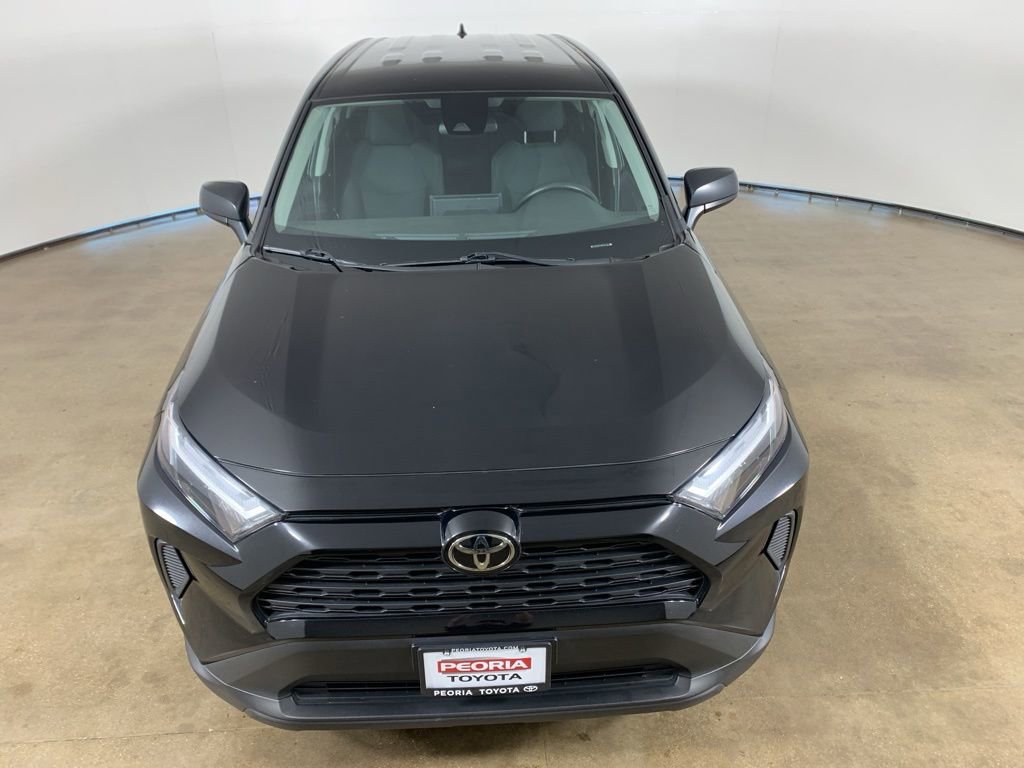 Used 2024 Toyota RAV4 LE image 4