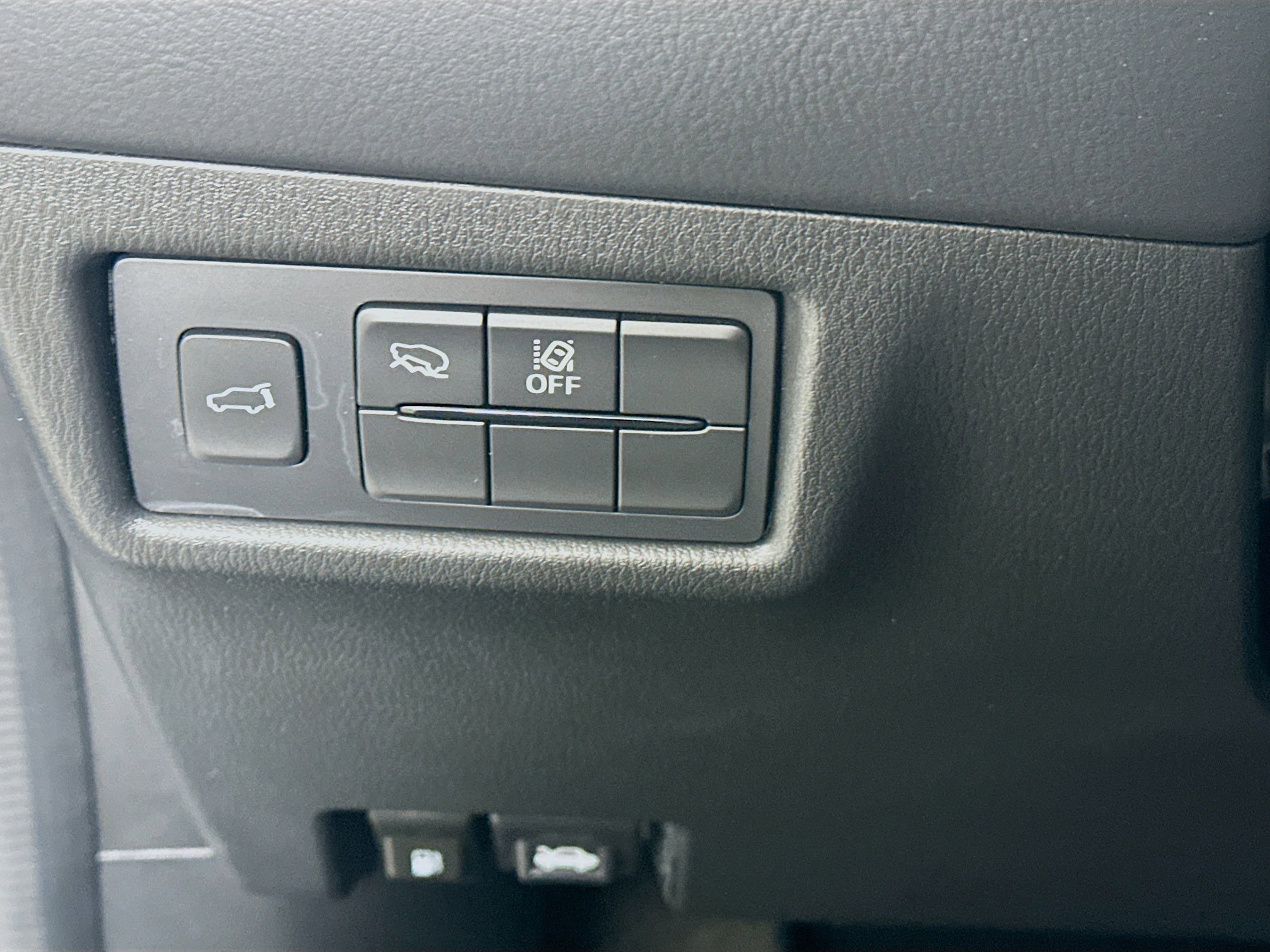 Used 2024 MAZDA CX-5 Carbon Edition image 16