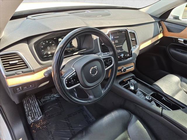 Used 2022 Volvo XC90 T8 Inscription Expression w/ Advanced Package AWD/4WD image 11