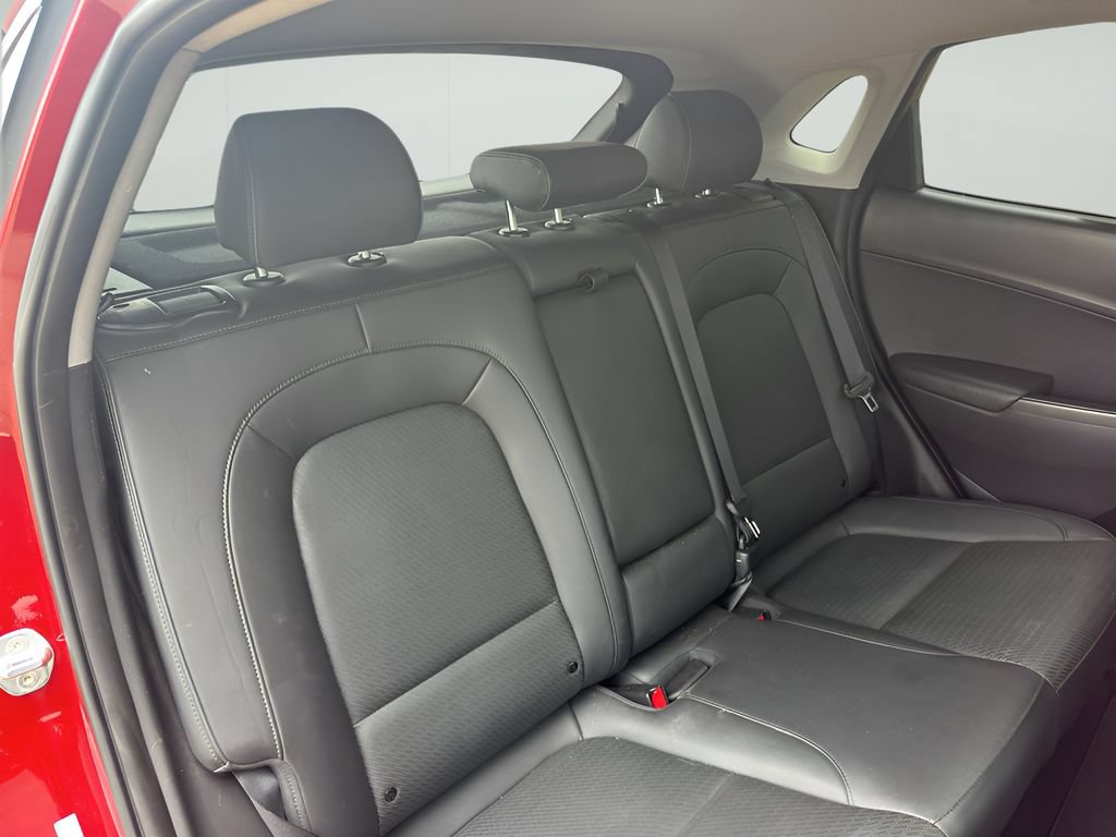Used 2021 Hyundai Kona Limited w/ Cargo Package FWD image 16