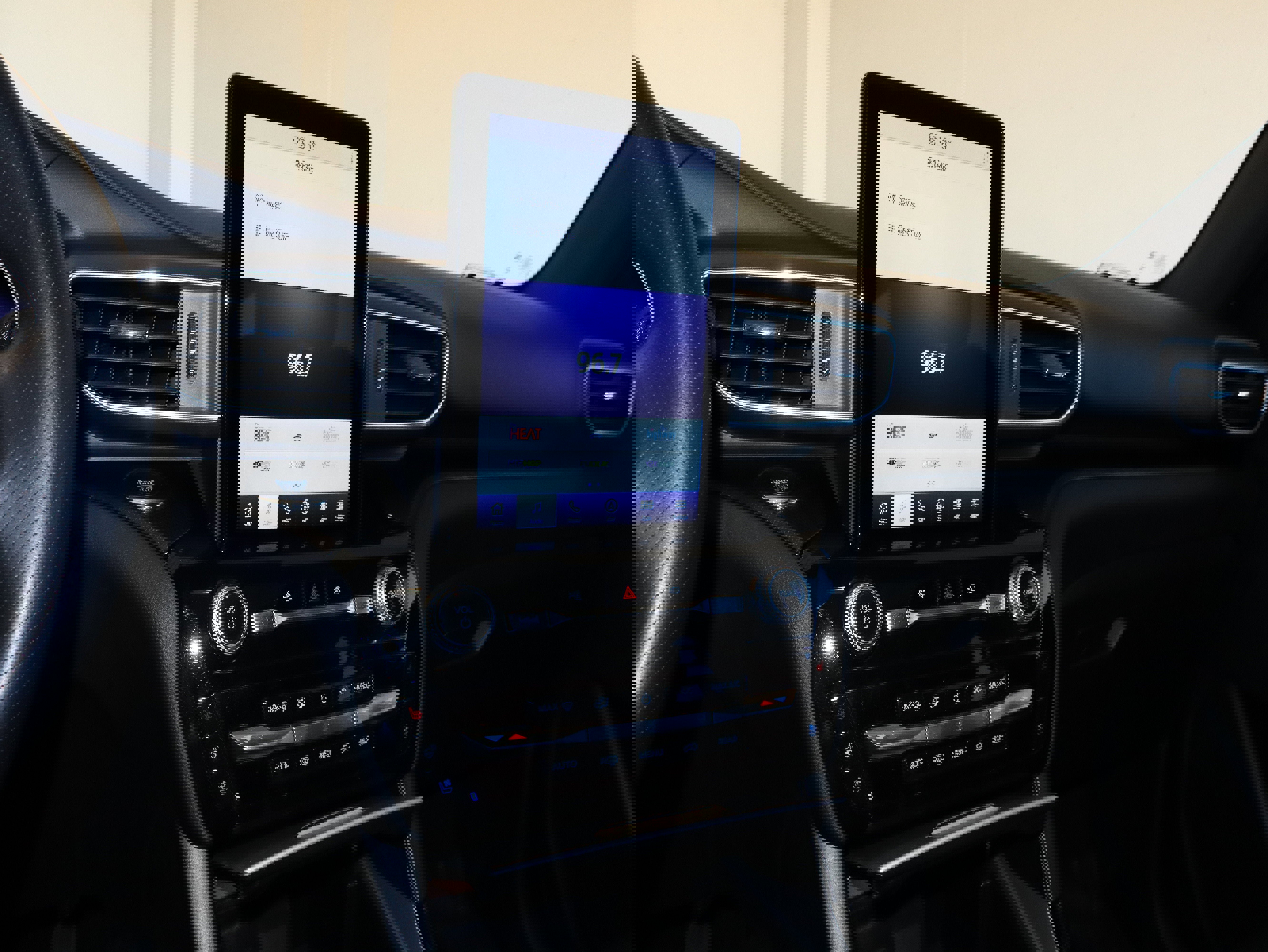 Used 2023 Ford Explorer ST w/ Equipment Group 401A image 26