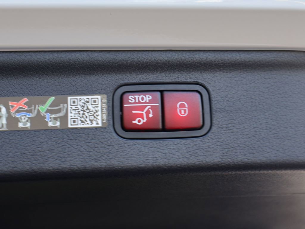 Used 2025 Mercedes-Benz EQE AMG 4MATIC SUV image 12