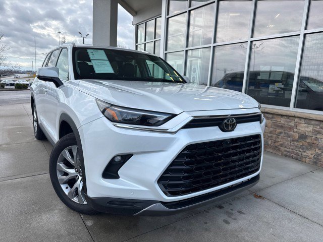 Used 2025 Toyota Grand Highlander AWD