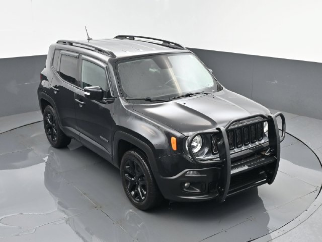 Used 2016 Jeep Renegade Latitude AWD/4WD image 18