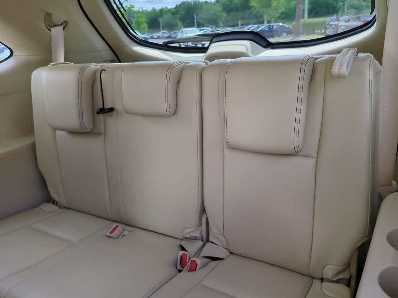 Certified 2016 Toyota Highlander XLE FWD image 13