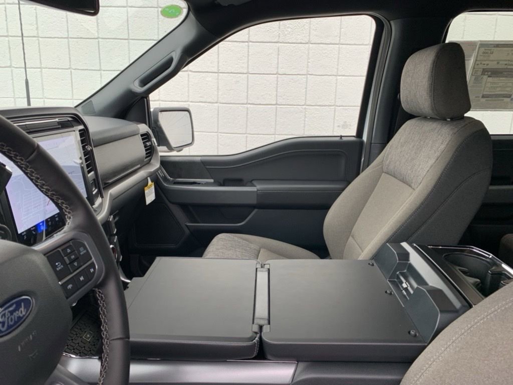 New 2025 Ford F150 XLT w/ Equipment Group 302A MID image 42