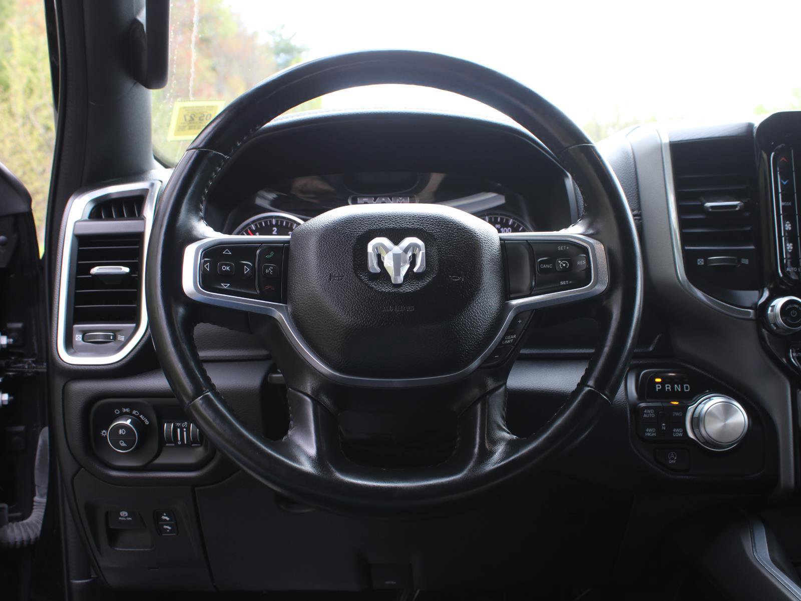Used 2023 RAM 1500 Laramie AWD/4WD image 8