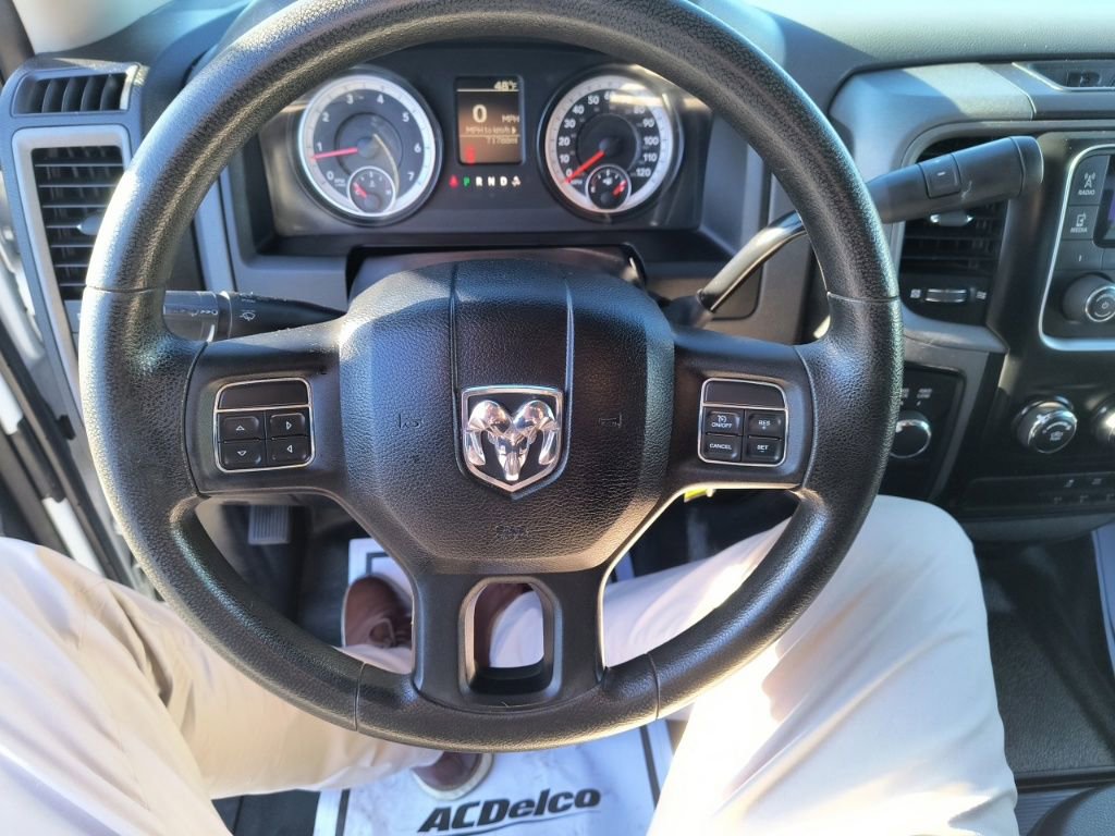 Used 2015 RAM 3500 Tradesman image 26