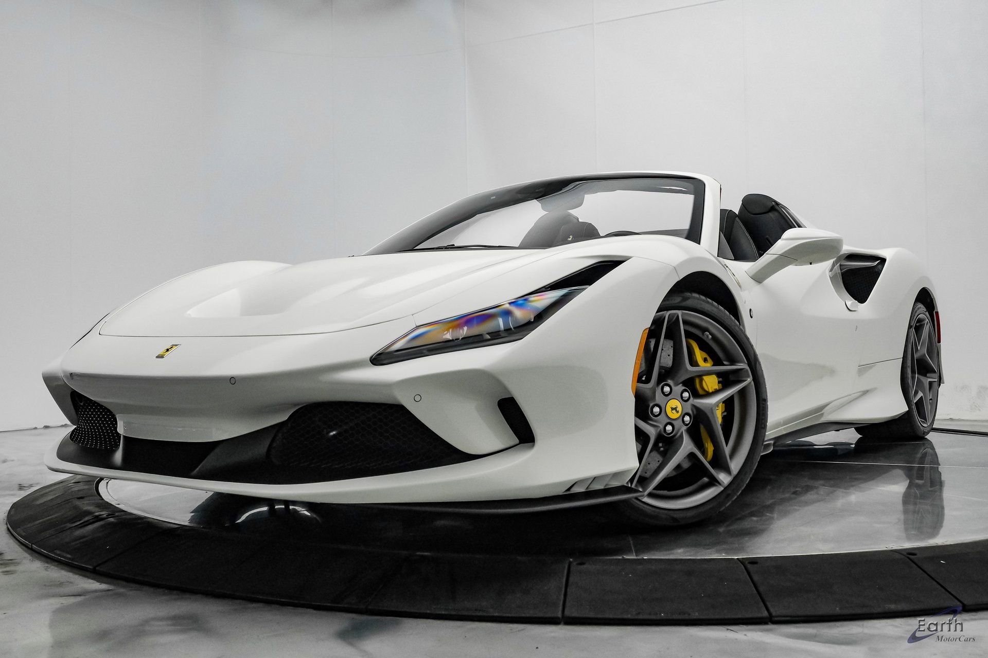 Used 2022 Ferrari F8 Tributo image 7