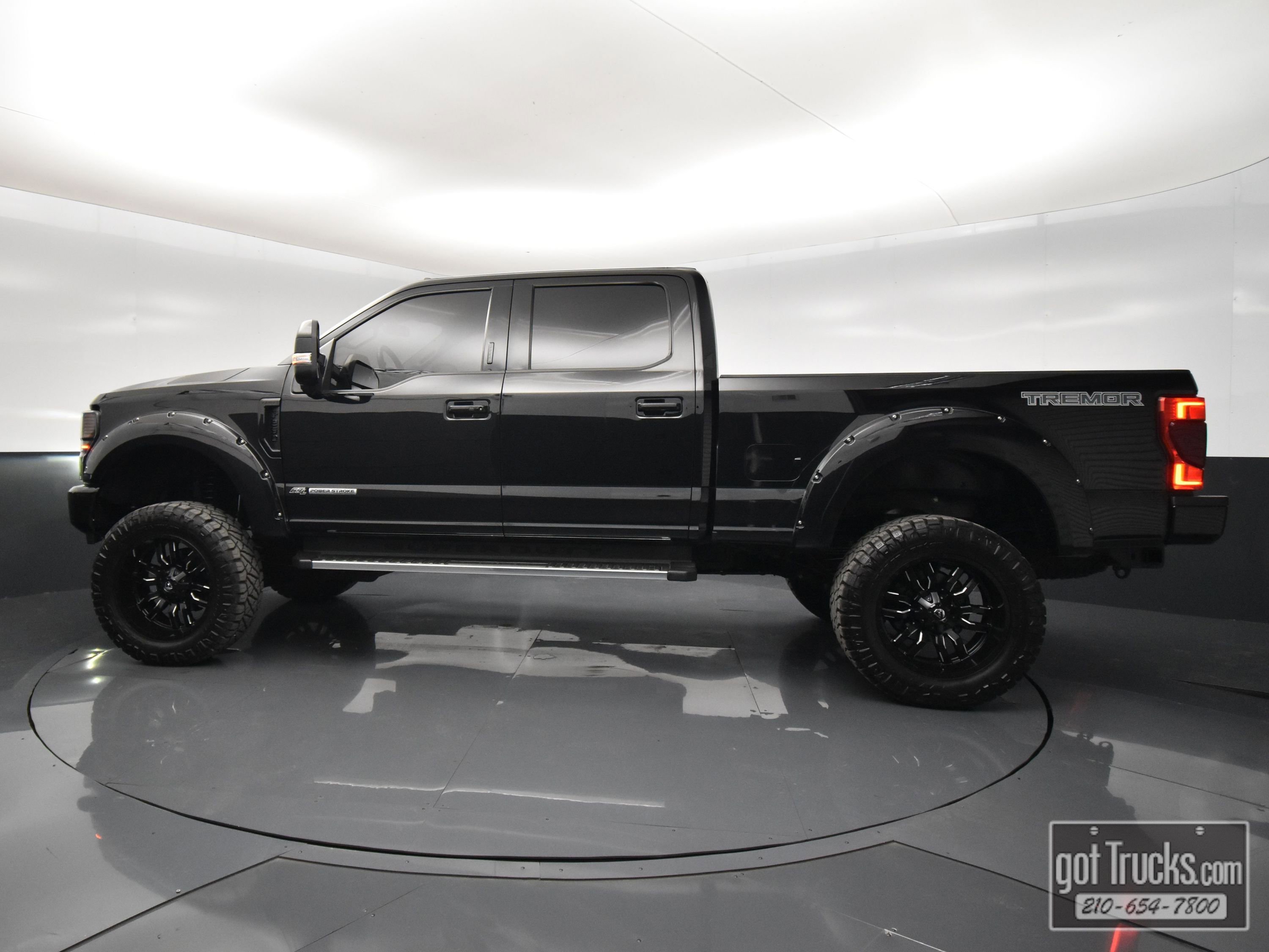 Used 2021 Ford F250 Lariat AWD/4WD image 3
