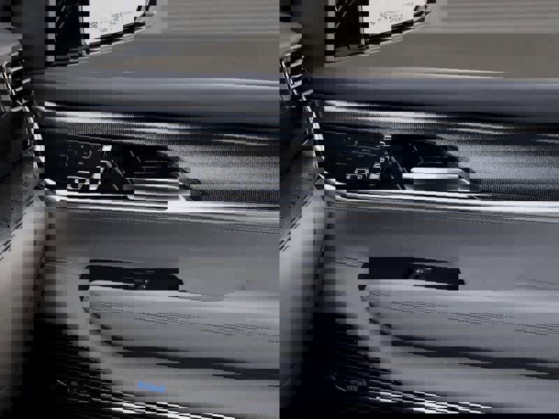 New 2026 Jeep Grand Wagoneer Summit w/ Premium Group III image 25