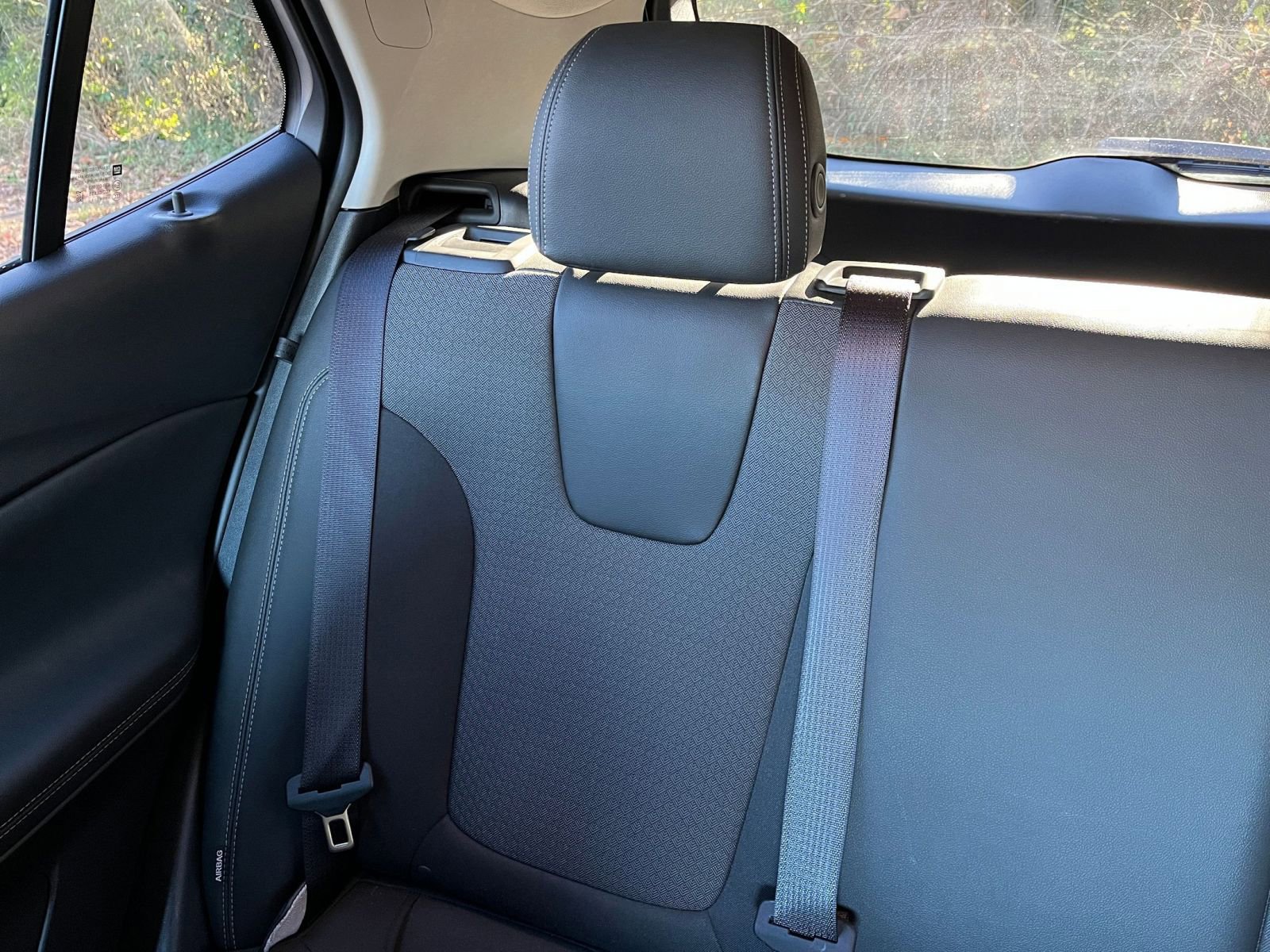 Used 2025 Buick Encore GX Preferred image 37