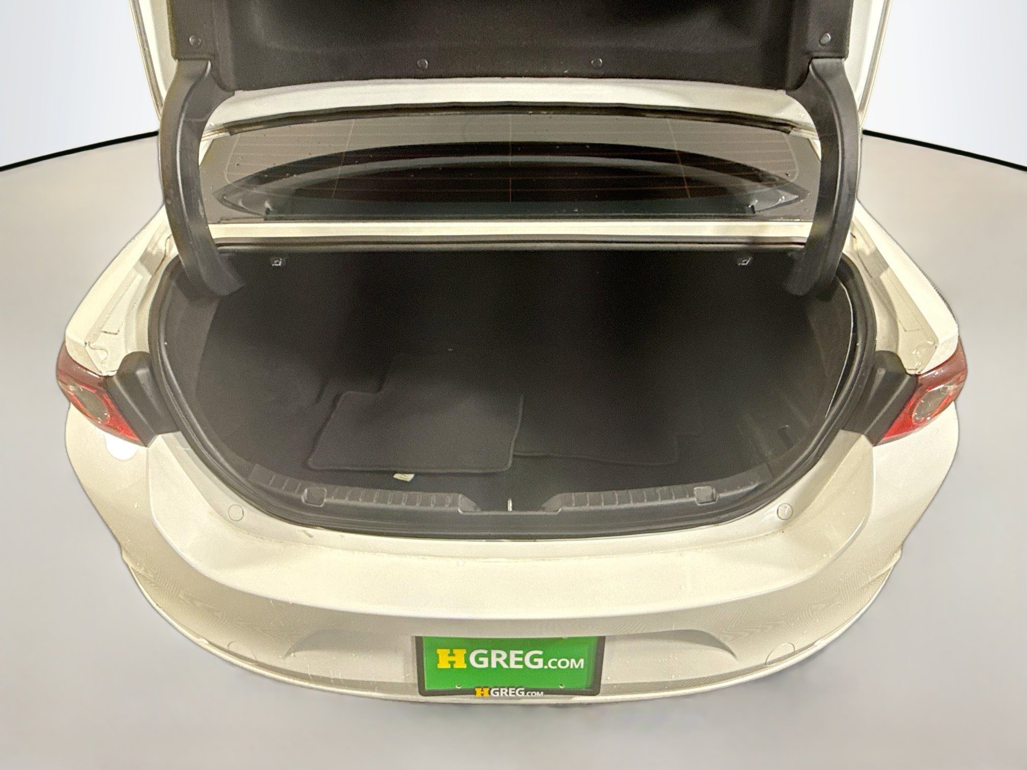 Used 2020 MAZDA MAZDA3 Sedan w/ Preferred Package image 35