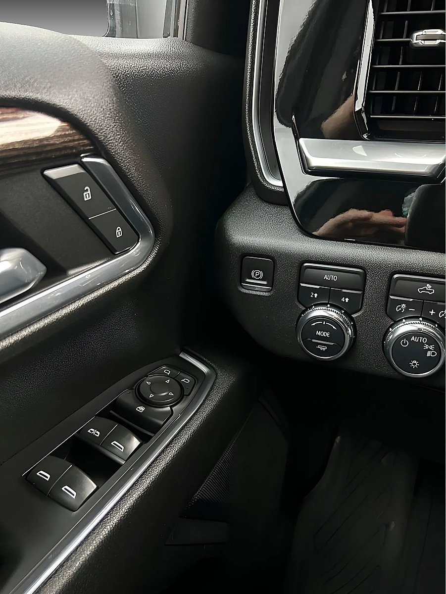 Used 2023 GMC Sierra 1500 SLE AWD/4WD image 16