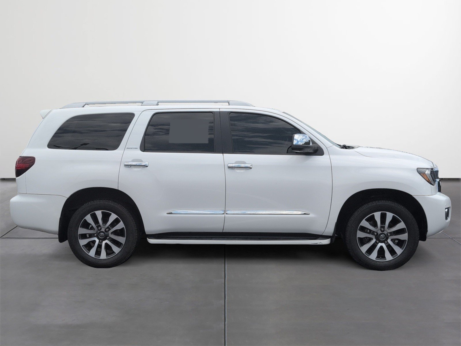 Used 2019 Toyota Sequoia Limited w/ Safety & Convenience Package RWD image 6