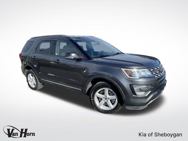 Used 2017 Ford Explorer XLT